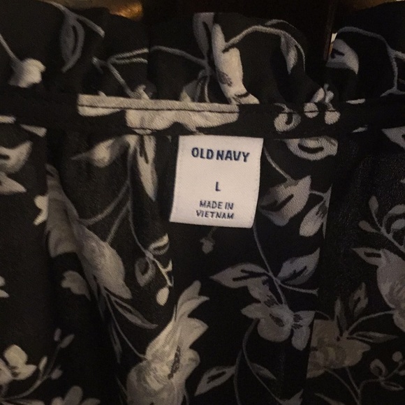 Blouse. - Picture 2 of 3